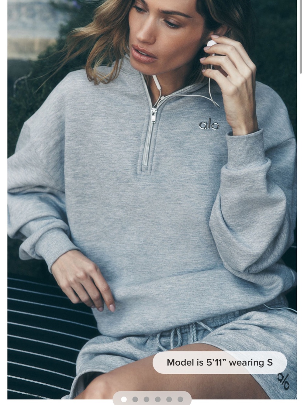 ALO Yoga Light Gray Half-Zip Pullover Sweatshirt